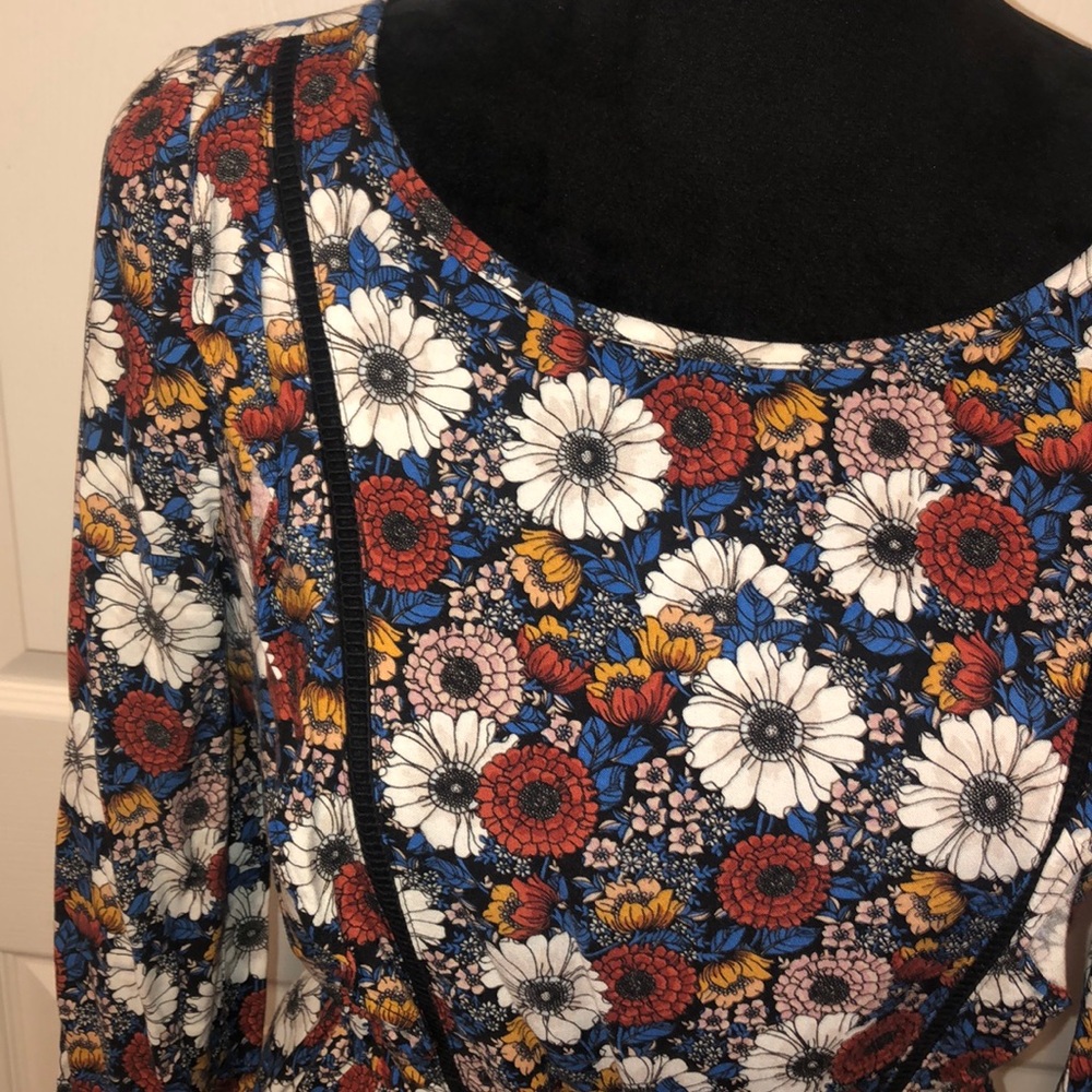 💐Lauren Conrad Floral Dress💐 - Picture 6 of 8